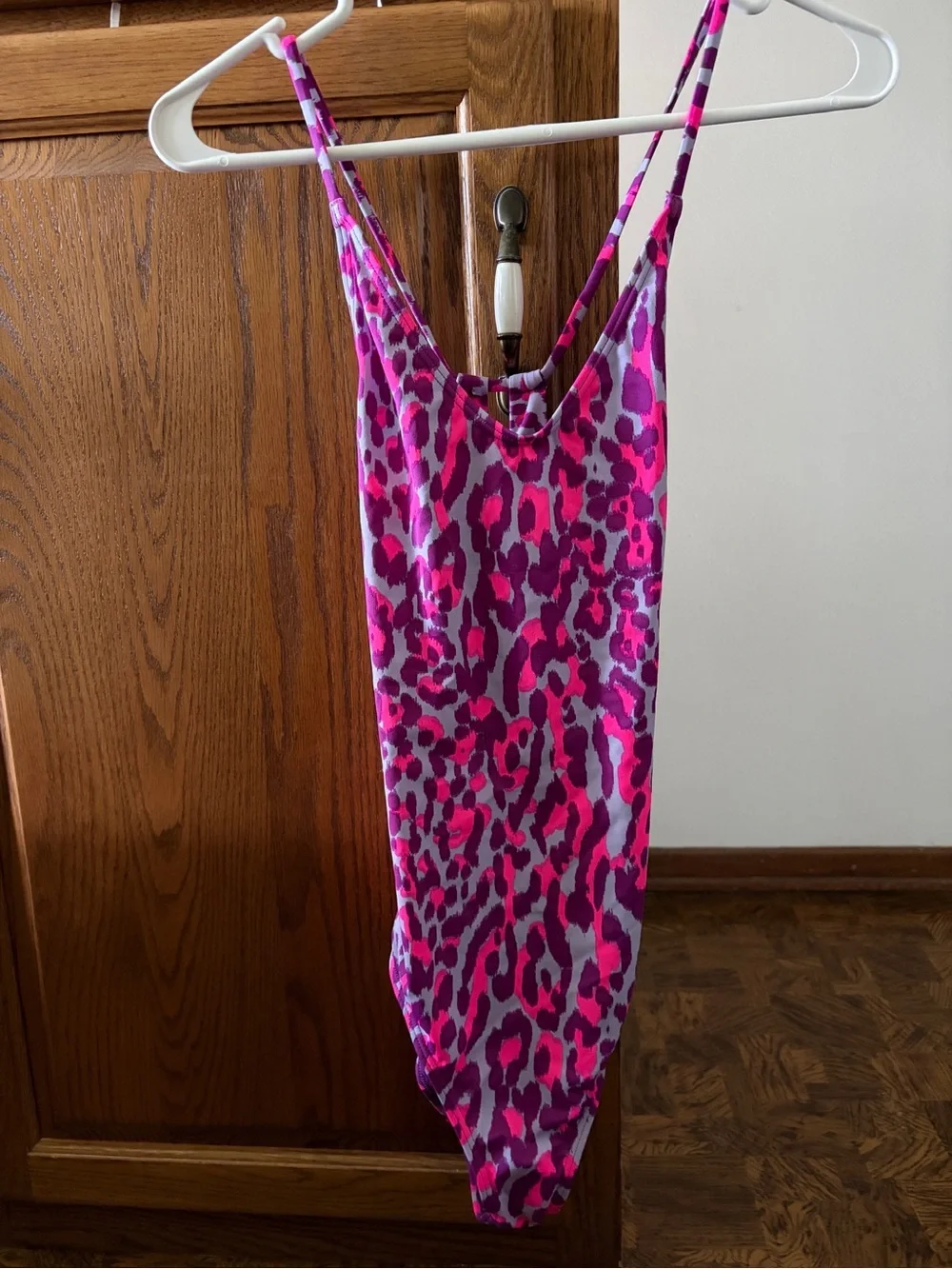 NWT Nike Girls' Wild Lace up Pink Leopard Print One-Piece Swimsuit size XL